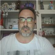 Laureato in comunicazione e laureando in scienze storiche per ripetizioni materie umanistiche, informatica, matematica e inglese